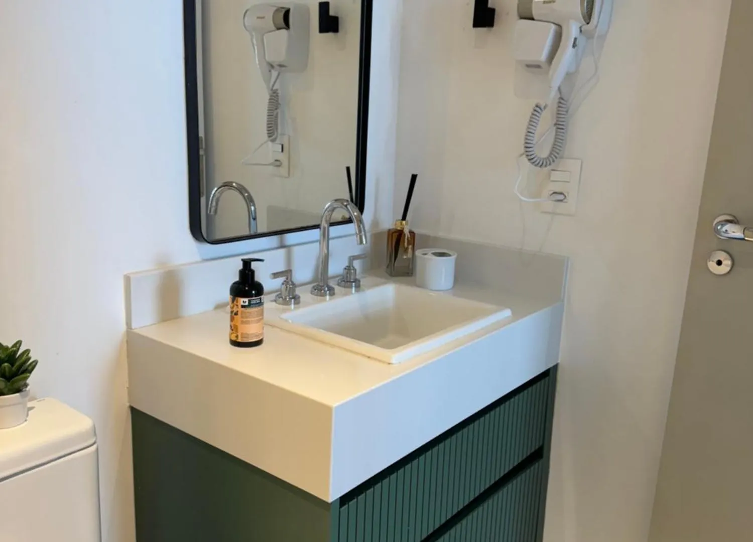 Wide Incrivel Apto 1 Dormitorio, Sala, Vaga, Piscina E Academia Em Pinheiros Sao Paulo 0*,
